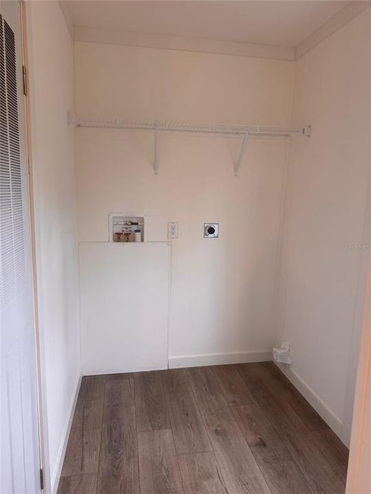 For Sale: $319,000 (2 beds, 2 baths, 1026 Square Feet)