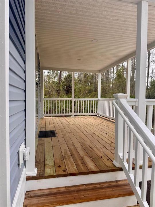 For Sale: $319,000 (2 beds, 2 baths, 1026 Square Feet)