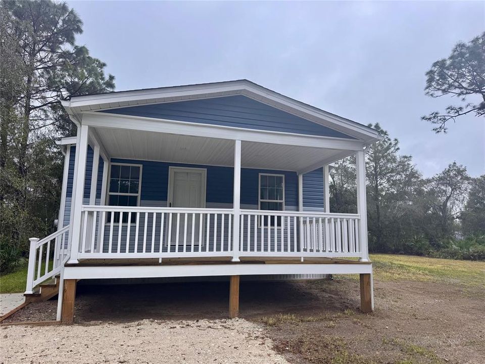 For Sale: $319,000 (2 beds, 2 baths, 1026 Square Feet)