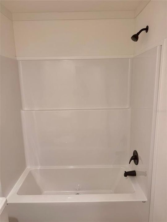 For Sale: $319,000 (2 beds, 2 baths, 1026 Square Feet)