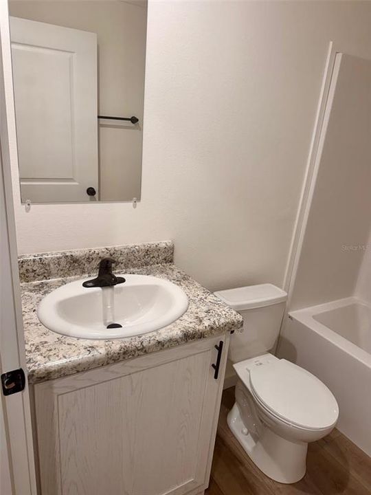 For Sale: $319,000 (2 beds, 2 baths, 1026 Square Feet)