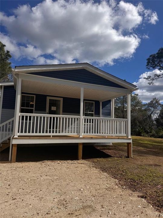 For Sale: $319,000 (2 beds, 2 baths, 1026 Square Feet)