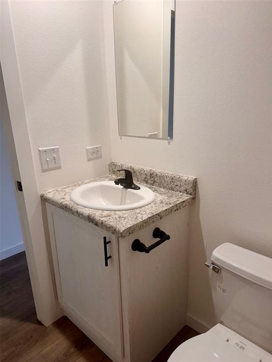 For Sale: $319,000 (2 beds, 2 baths, 1026 Square Feet)