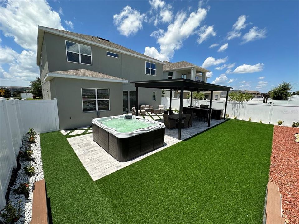 待售: $863,990 (5 贝兹, 4 浴室, 3187 平方英尺)