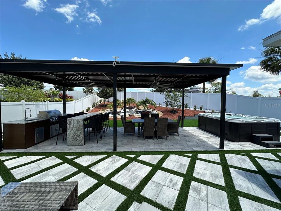 待售: $863,990 (5 贝兹, 4 浴室, 3187 平方英尺)