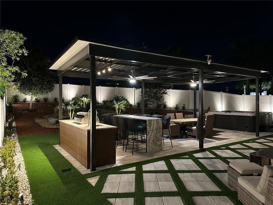 待售: $863,990 (5 贝兹, 4 浴室, 3187 平方英尺)