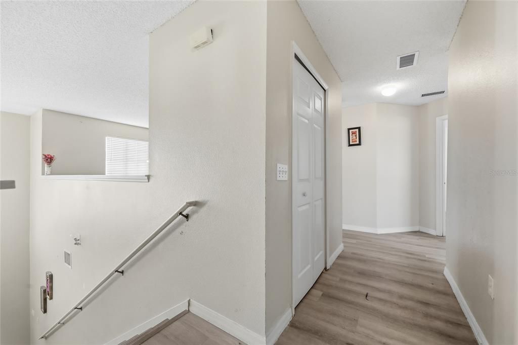 待售: $350,000 (4 贝兹, 2 浴室, 2691 平方英尺)