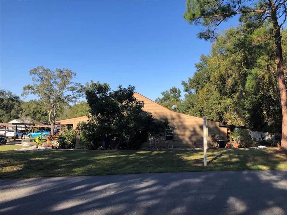 待售: $160,000 (2 贝兹, 2 浴室, 1520 平方英尺)