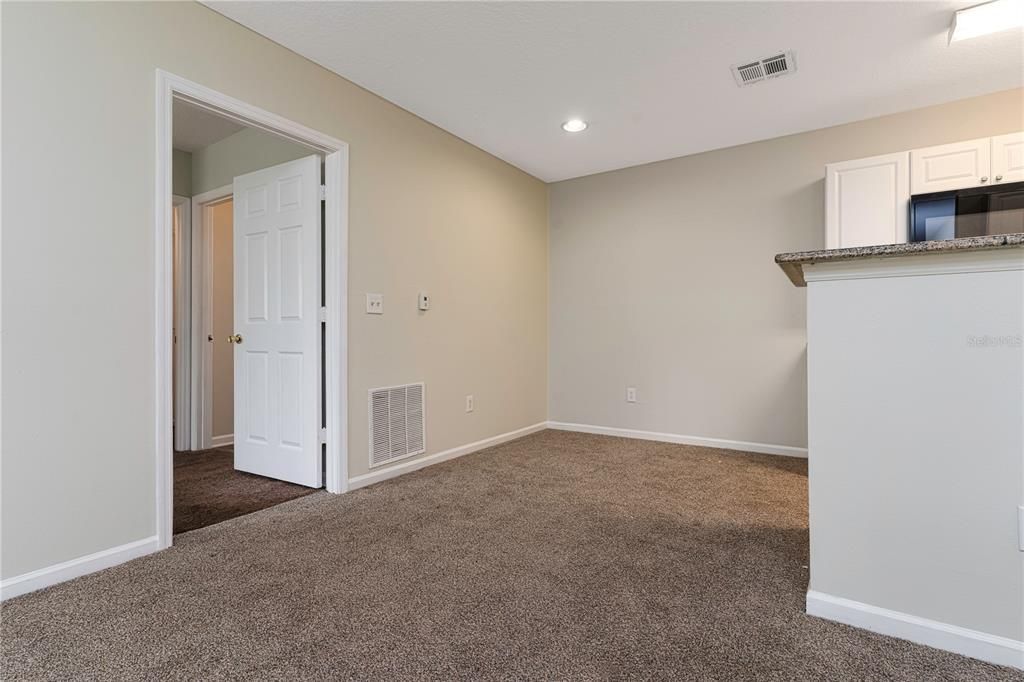 В аренду: $1,650 (2 спален, 2 ванн, 996 Квадратных фут)