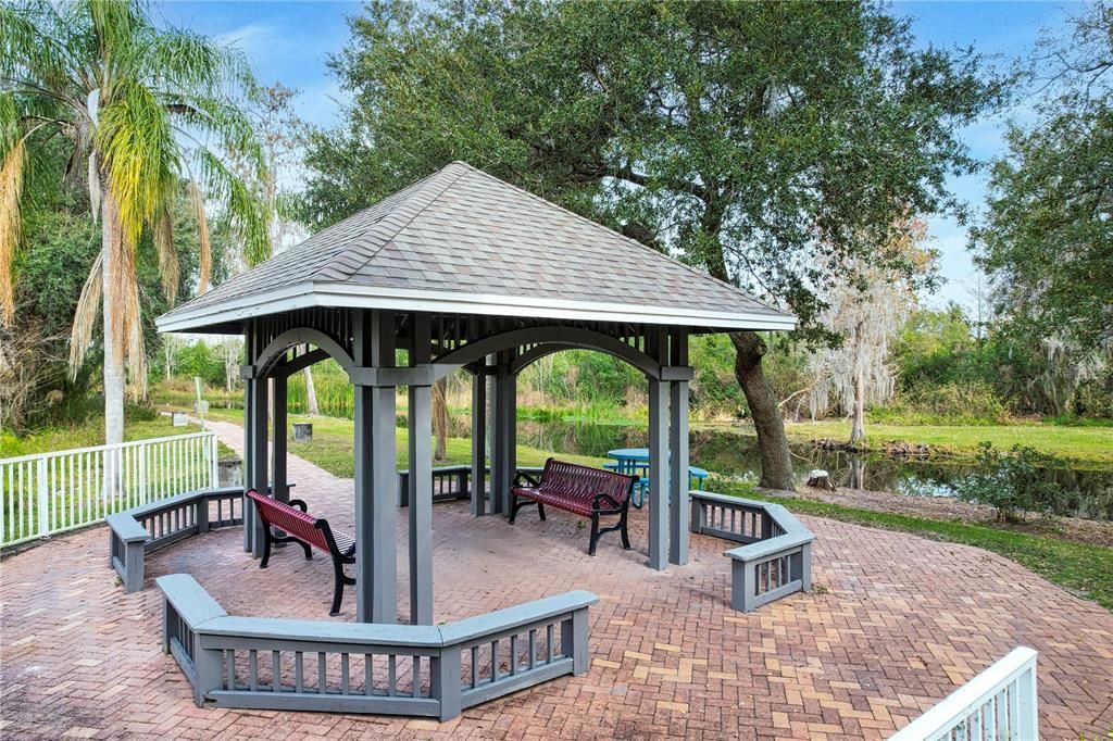 В аренду: $1,650 (2 спален, 2 ванн, 996 Квадратных фут)