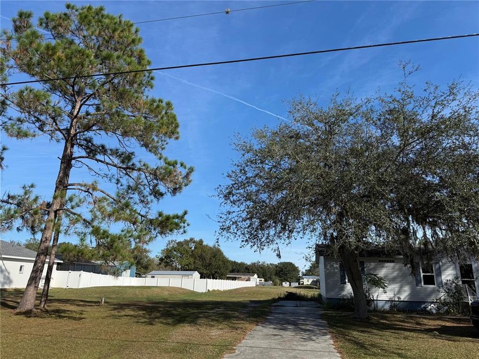 For Sale: $299,000 (3 beds, 2 baths, 1512 Square Feet)