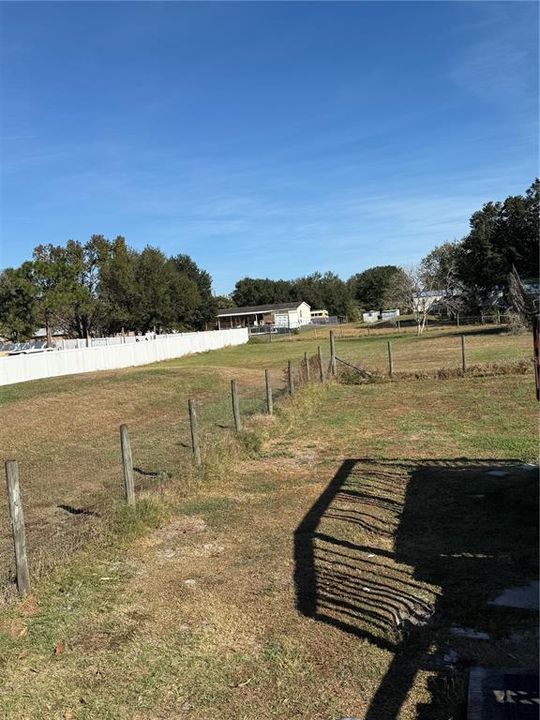 For Sale: $299,000 (3 beds, 2 baths, 1512 Square Feet)