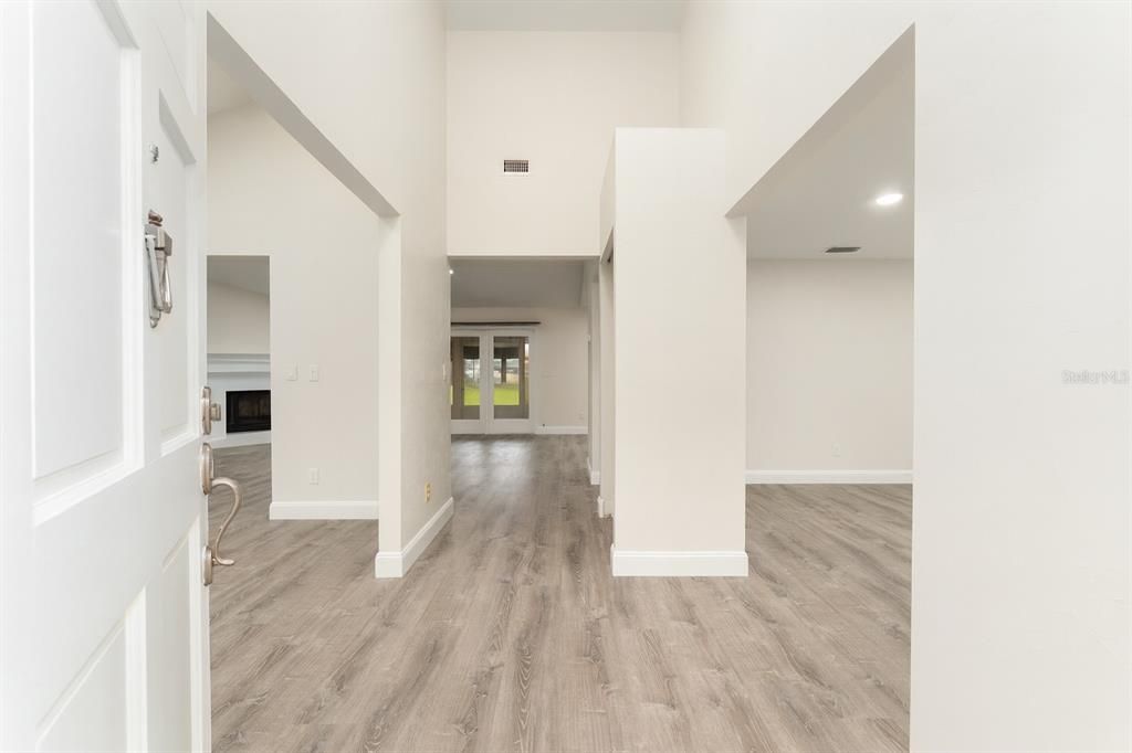 For Sale: $479,000 (4 beds, 2 baths, 2487 Square Feet)