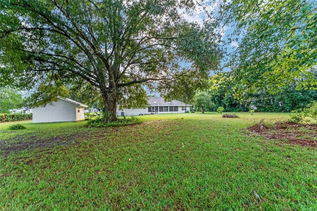 For Sale: $479,000 (4 beds, 2 baths, 2487 Square Feet)