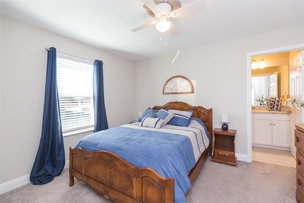 For Sale: $749,000 (5 beds, 4 baths, 3566 Square Feet)