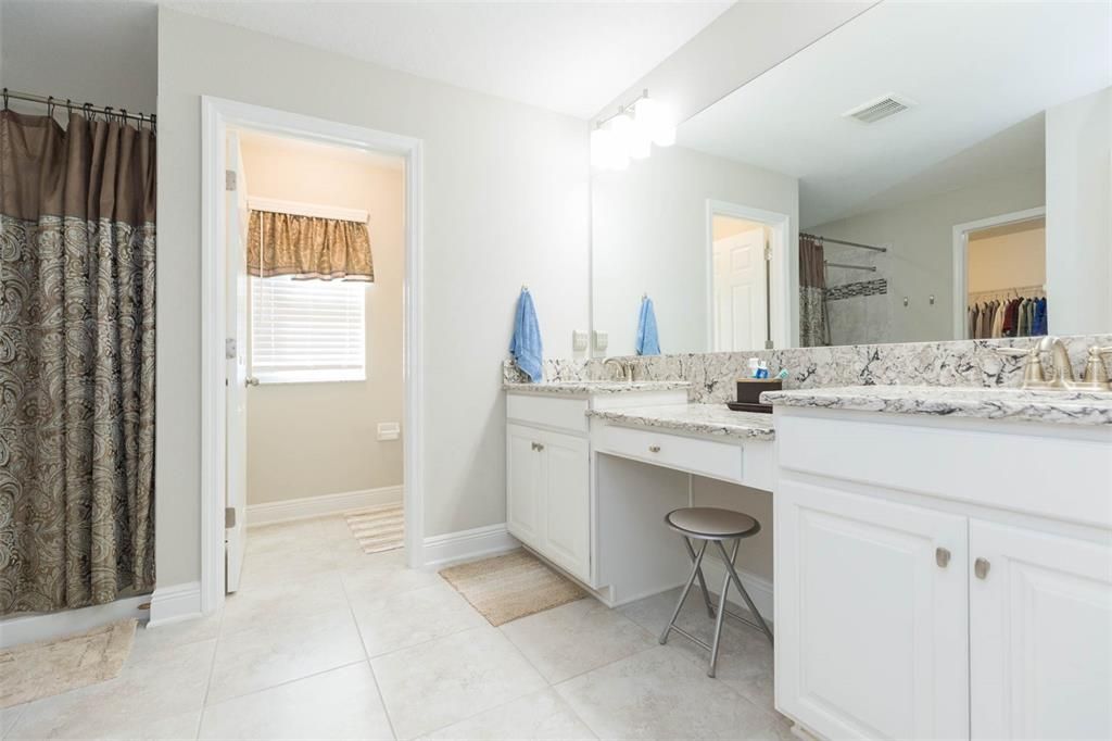 For Sale: $749,000 (5 beds, 4 baths, 3566 Square Feet)