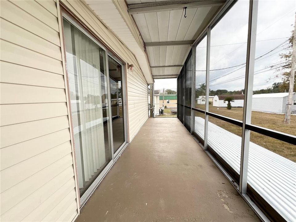 На продажу: $139,900 (2 спален, 2 ванн, 1701 Квадратных фут)