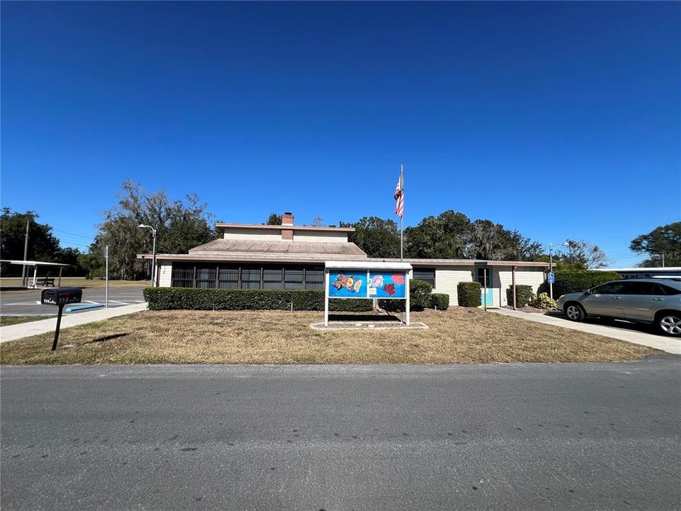 На продажу: $139,900 (2 спален, 2 ванн, 1701 Квадратных фут)