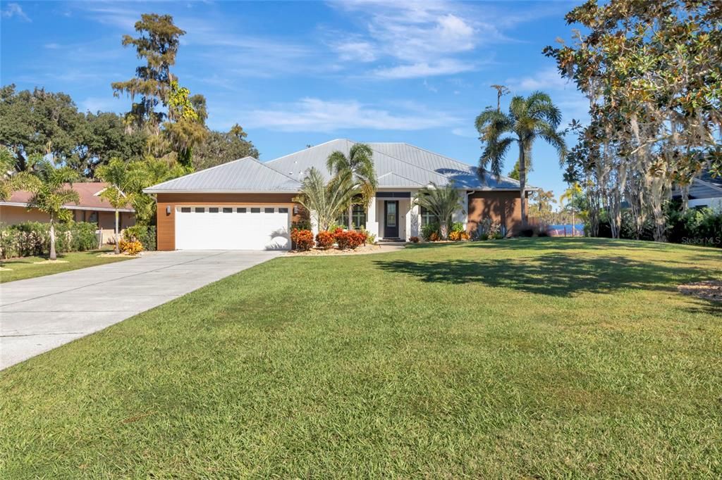 En Venta: $1,989,000 (4 camas, 3 baños, 2941 Pies cuadrados)