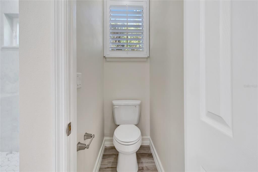 En Venta: $1,989,000 (4 camas, 3 baños, 2941 Pies cuadrados)