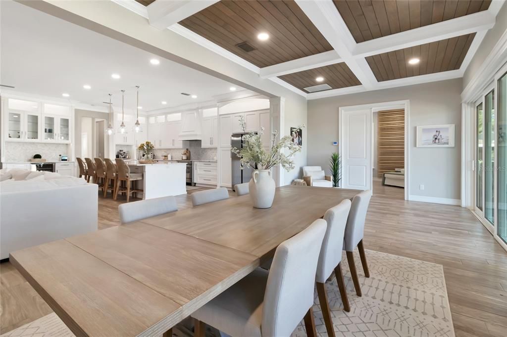 En Venta: $1,989,000 (4 camas, 3 baños, 2941 Pies cuadrados)