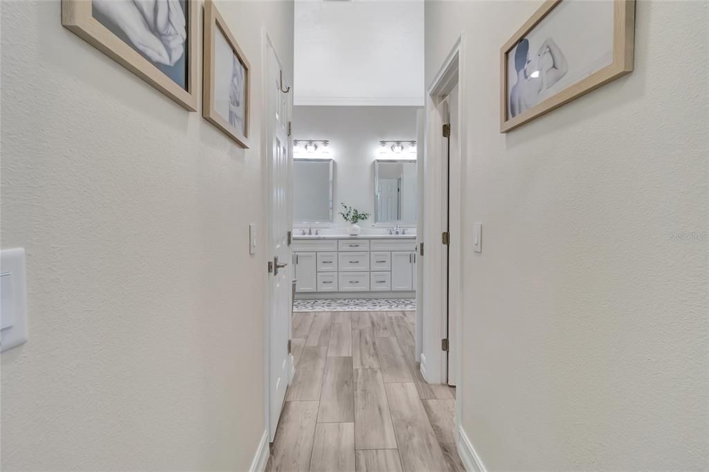 En Venta: $1,989,000 (4 camas, 3 baños, 2941 Pies cuadrados)