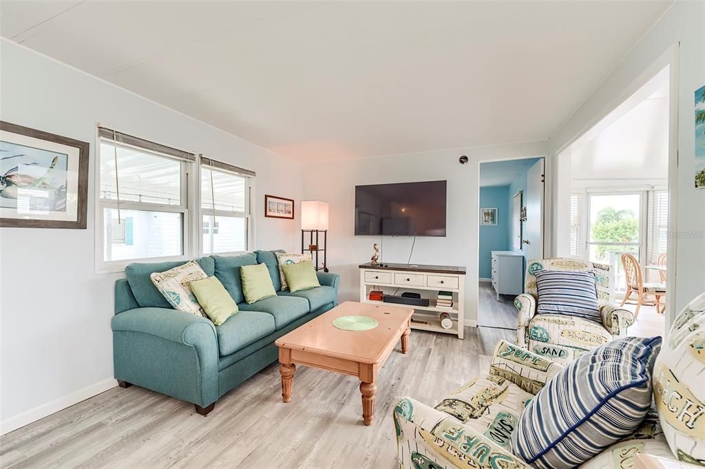 В аренду: $2,600 (2 спален, 1 ванн, 672 Квадратных фут)