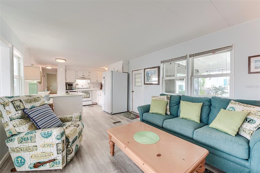 В аренду: $2,600 (2 спален, 1 ванн, 672 Квадратных фут)