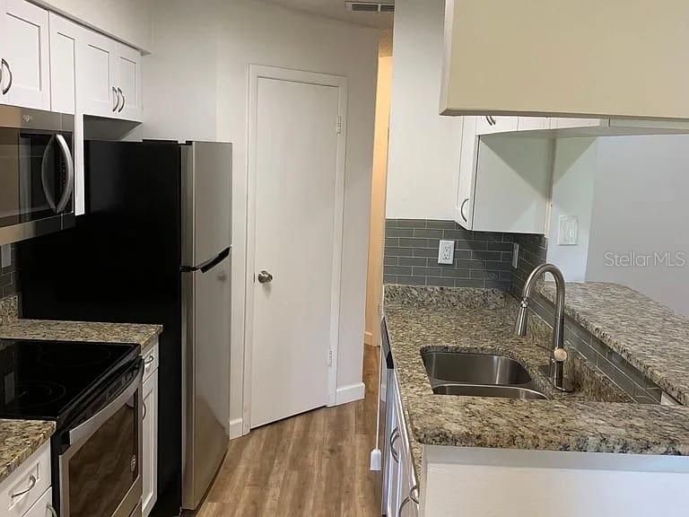 На продажу: $164,000 (1 спален, 1 ванн, 684 Квадратных фут)