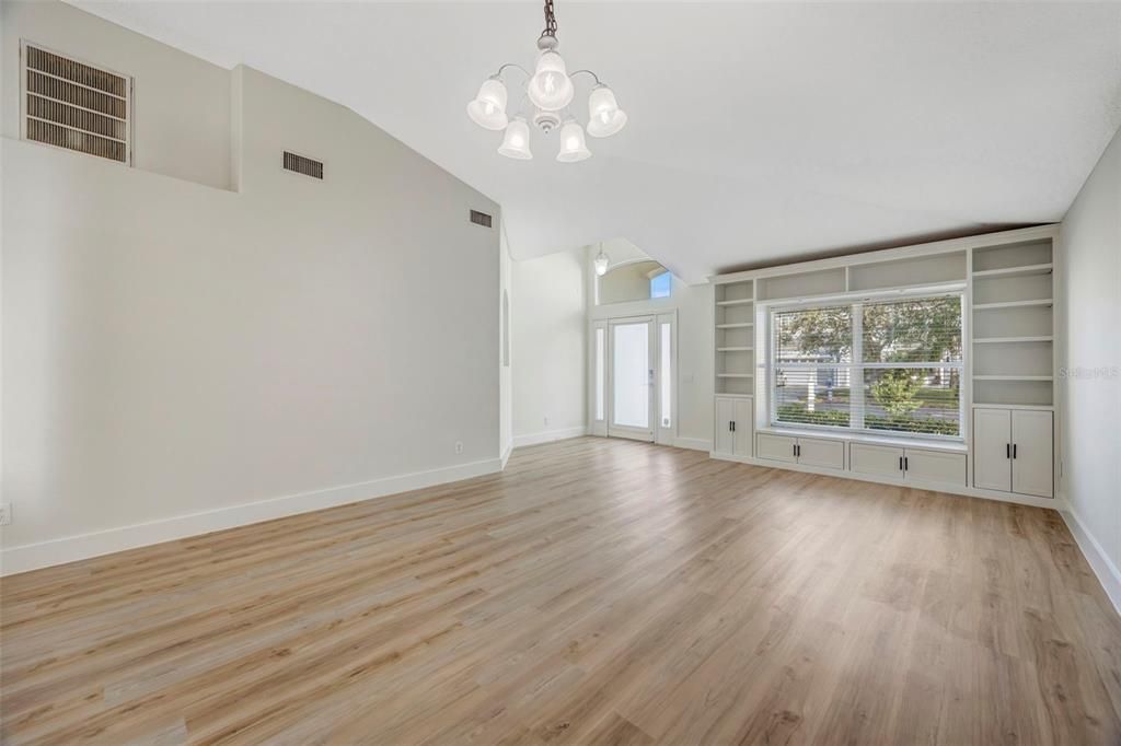 For Rent: $3,200 (3 beds, 2 baths, 2074 Square Feet)