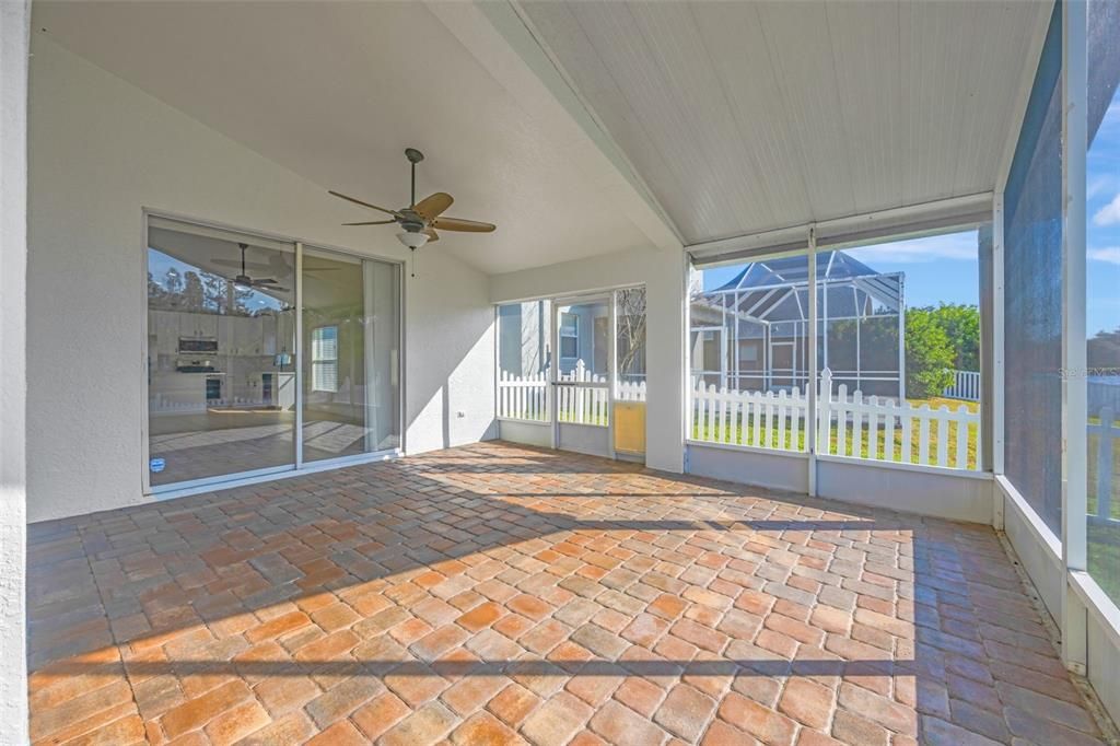 For Rent: $3,200 (3 beds, 2 baths, 2074 Square Feet)