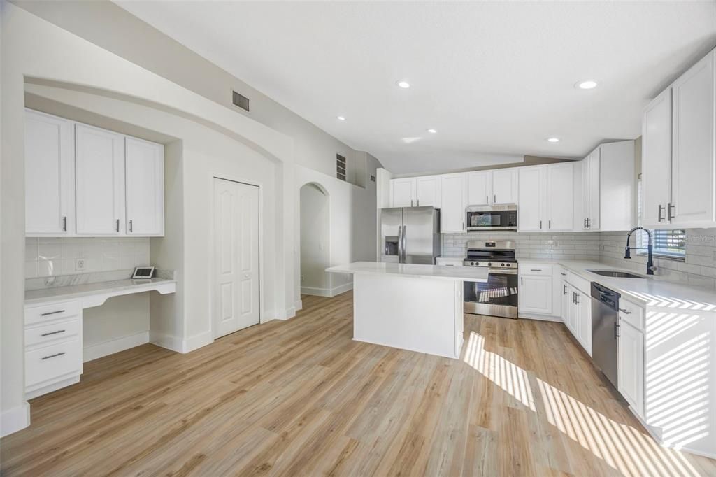 For Rent: $3,200 (3 beds, 2 baths, 2074 Square Feet)