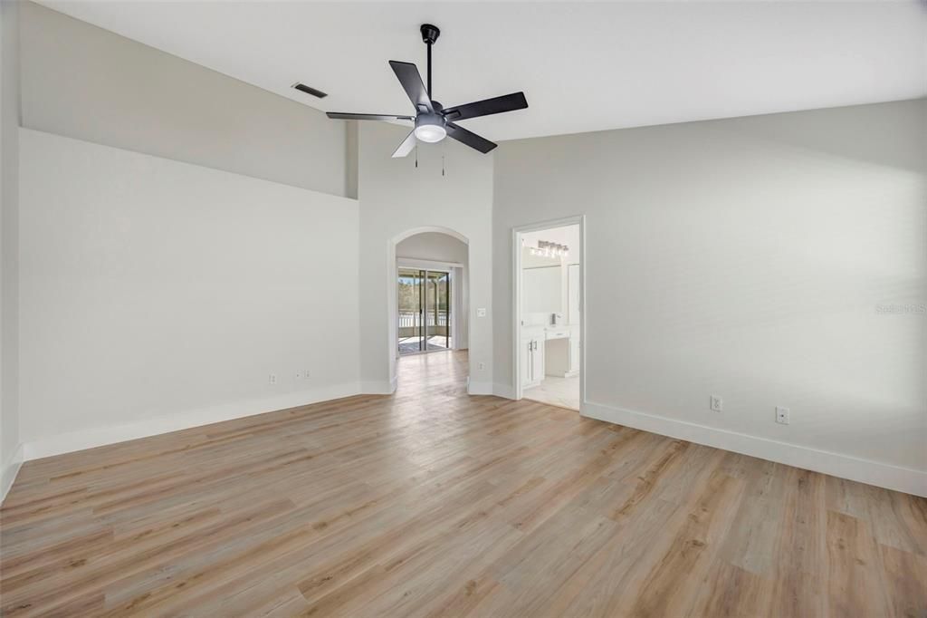 For Rent: $3,200 (3 beds, 2 baths, 2074 Square Feet)