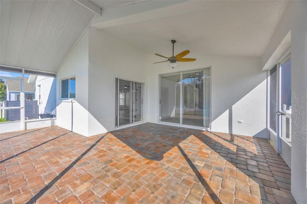 For Rent: $3,200 (3 beds, 2 baths, 2074 Square Feet)