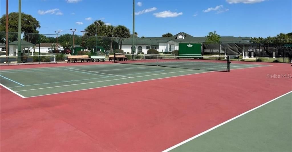 En Venta: $199,900 (2 camas, 2 baños, 1296 Pies cuadrados)