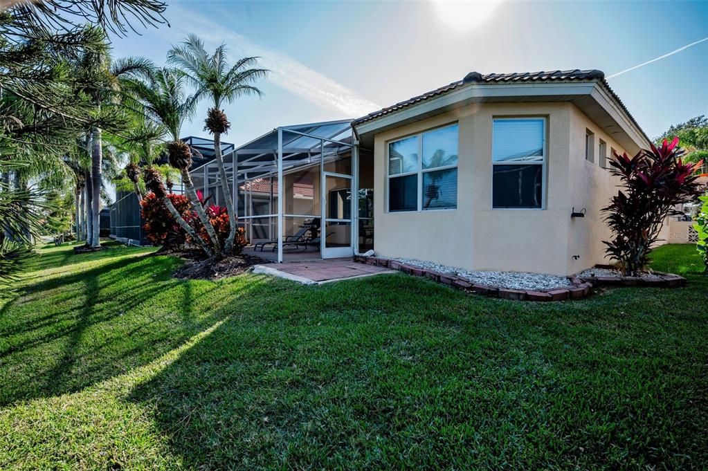 For Sale: $835,000 (3 beds, 3 baths, 2218 Square Feet)