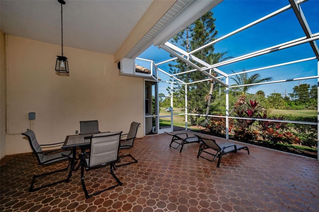 For Sale: $835,000 (3 beds, 3 baths, 2218 Square Feet)