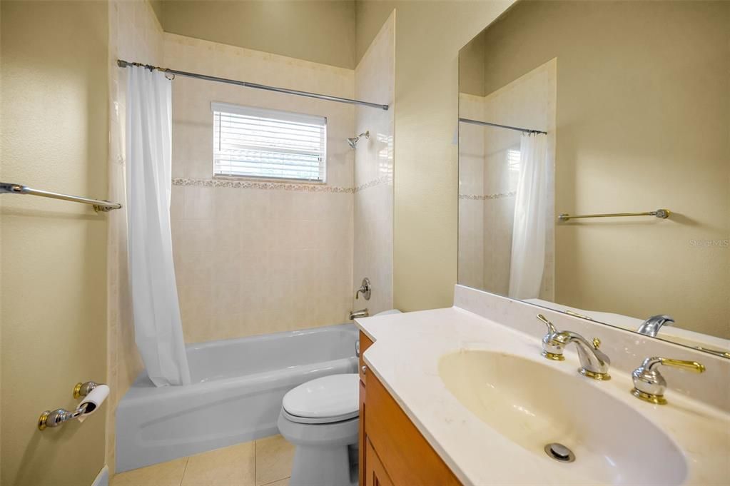 For Sale: $835,000 (3 beds, 3 baths, 2218 Square Feet)