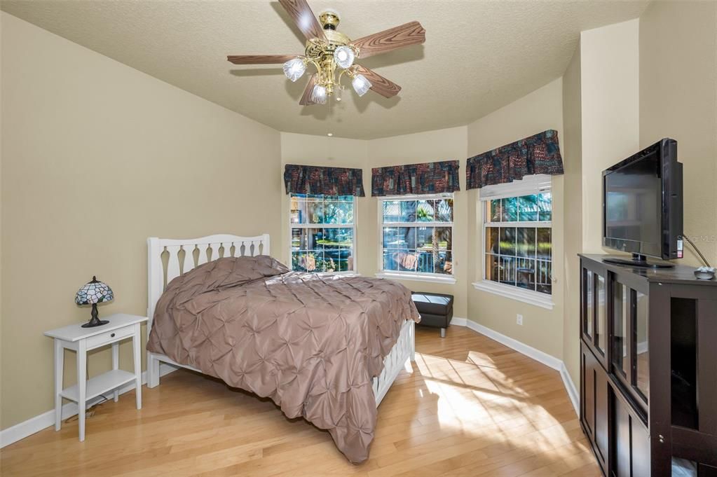 For Sale: $835,000 (3 beds, 3 baths, 2218 Square Feet)