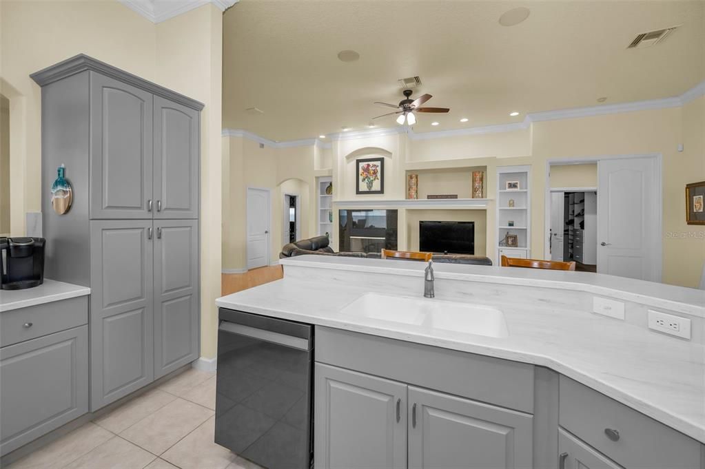 For Sale: $835,000 (3 beds, 3 baths, 2218 Square Feet)