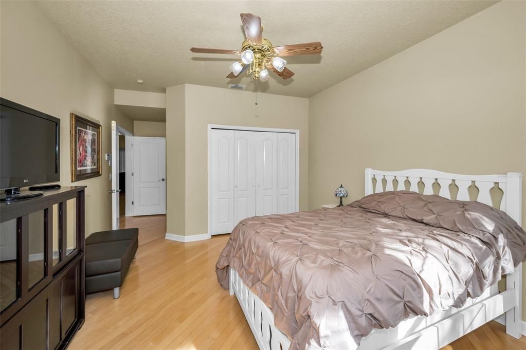 For Sale: $835,000 (3 beds, 3 baths, 2218 Square Feet)