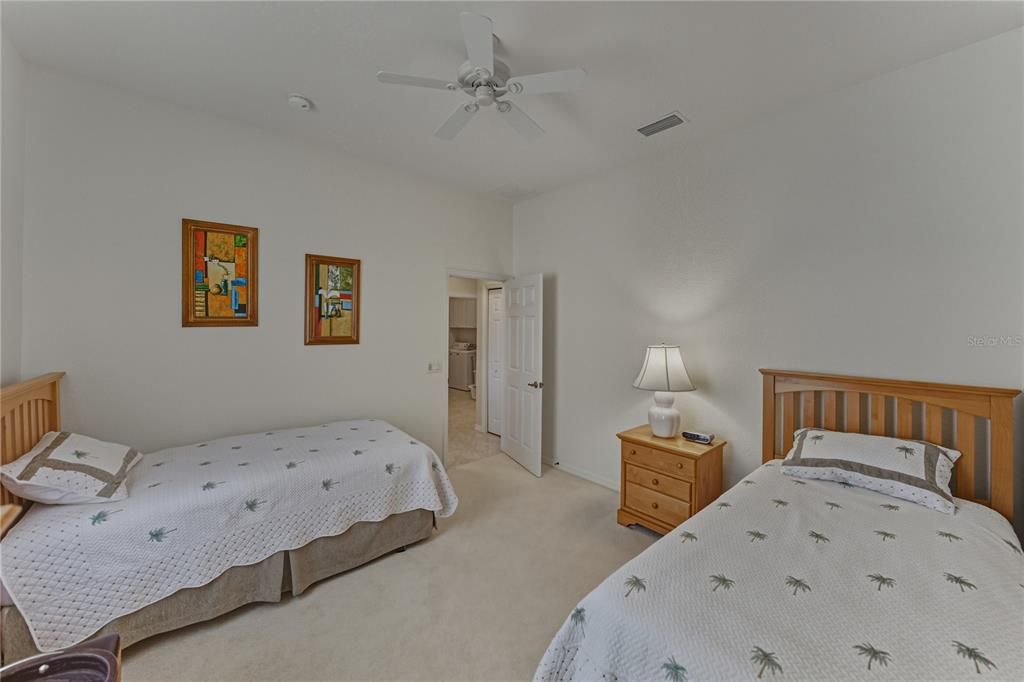 For Sale: $575,000 (4 beds, 3 baths, 2923 Square Feet)