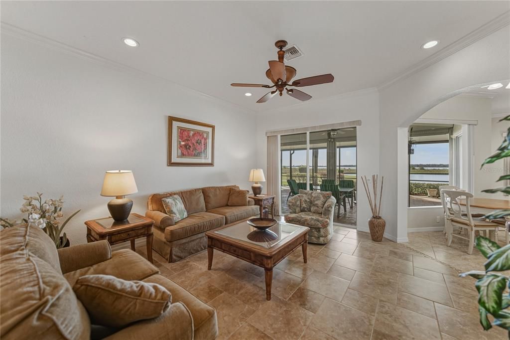 For Sale: $575,000 (4 beds, 3 baths, 2923 Square Feet)