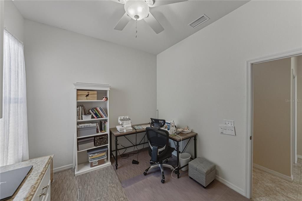 For Sale: $575,000 (4 beds, 3 baths, 2923 Square Feet)