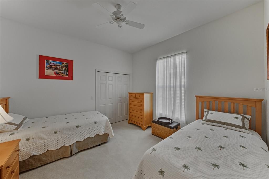 For Sale: $575,000 (4 beds, 3 baths, 2923 Square Feet)