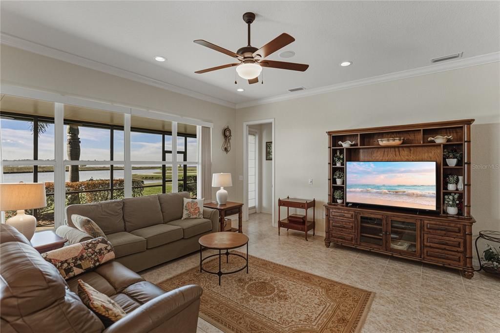 For Sale: $575,000 (4 beds, 3 baths, 2923 Square Feet)