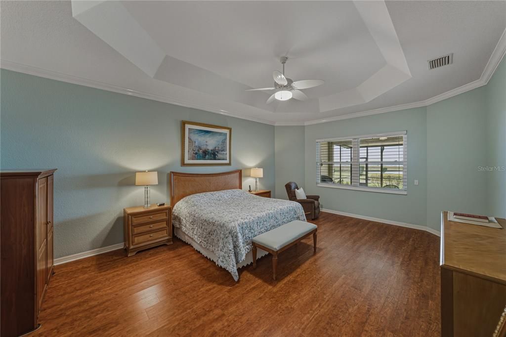 For Sale: $575,000 (4 beds, 3 baths, 2923 Square Feet)