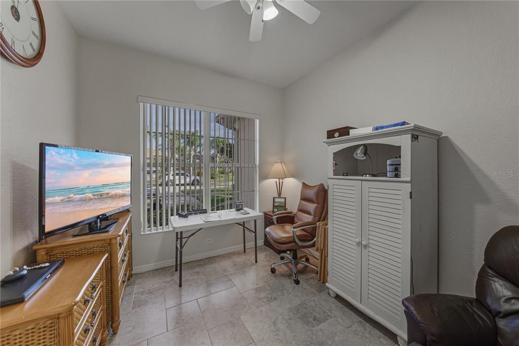 For Sale: $575,000 (4 beds, 3 baths, 2923 Square Feet)