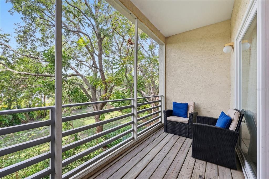 For Sale: $695,000 (4 beds, 4 baths, 2275 Square Feet)