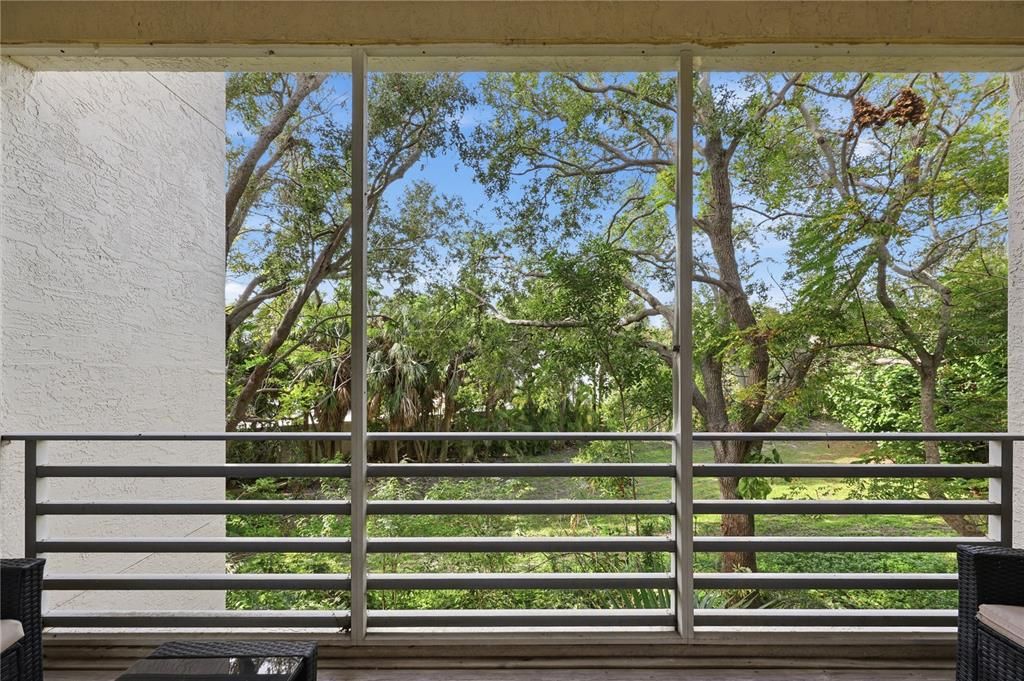 For Sale: $695,000 (4 beds, 4 baths, 2275 Square Feet)